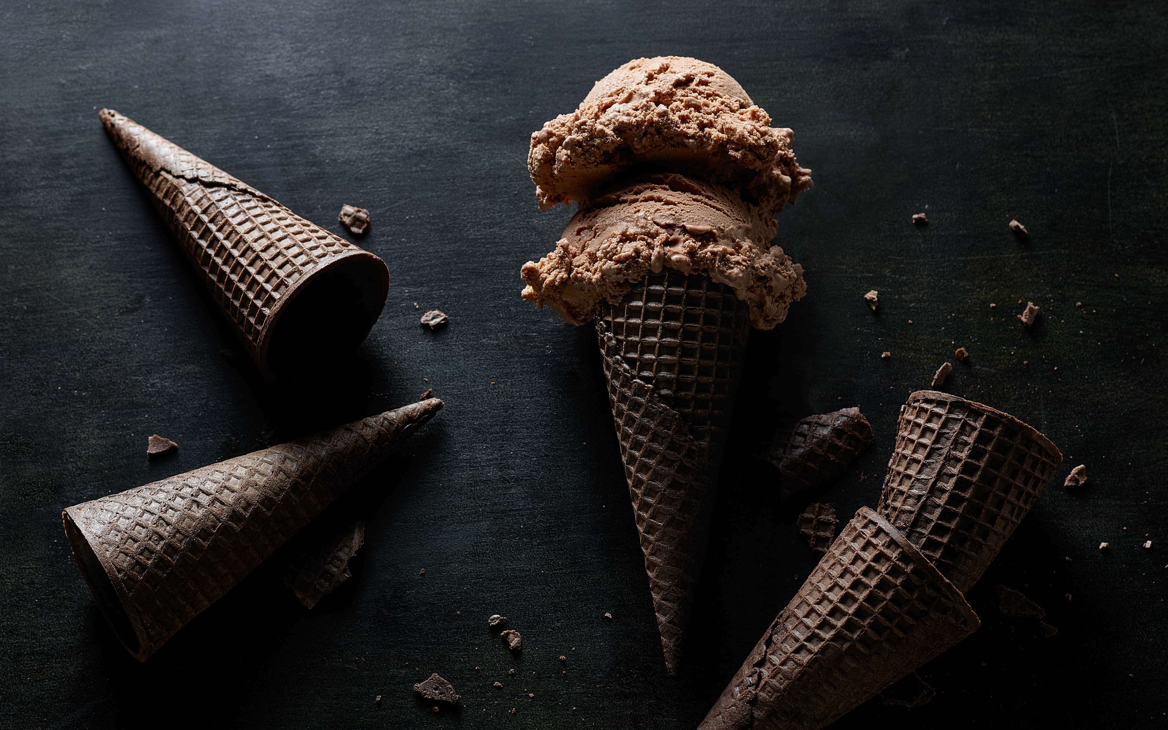 double-chocolate-cone