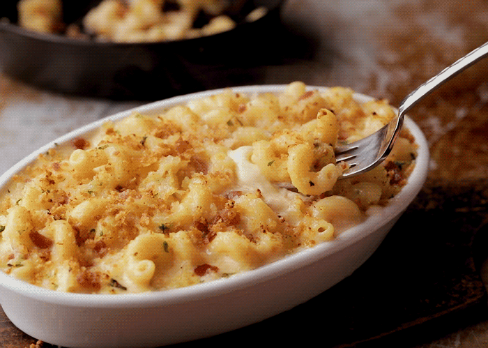 mac-and-cheese-longhorn-steakhouse-cheesy