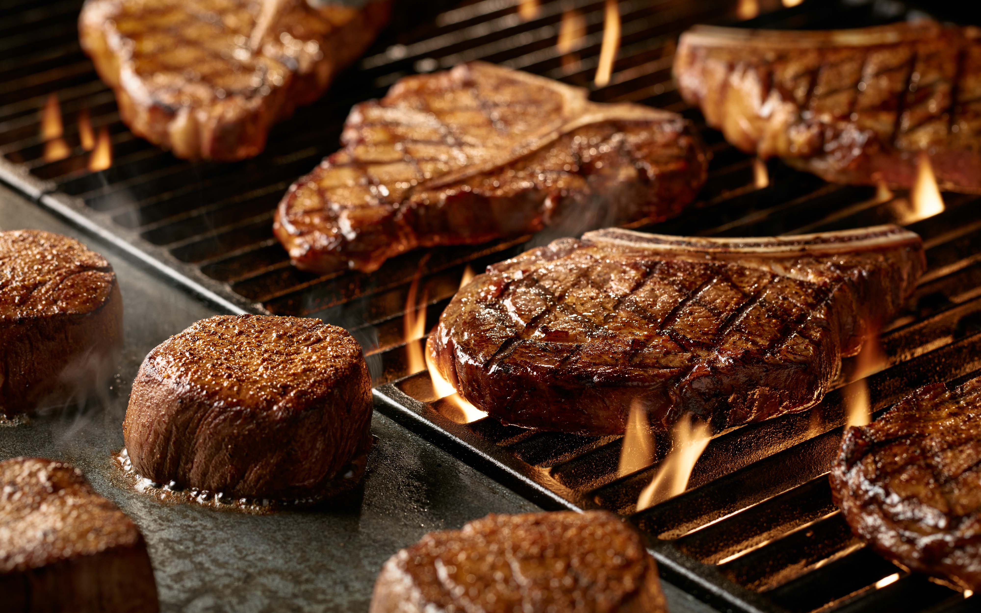 steak-grill-array-Longhorn-Steakhouse